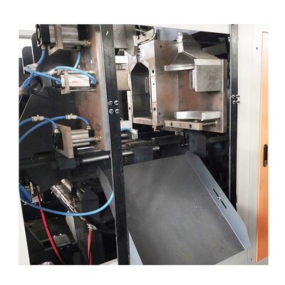 Ekstrüzyon Blow Kalıplama Makinesi 440V 415V 380V 220V PE 4 Gallon 5 Gallon su şişesi